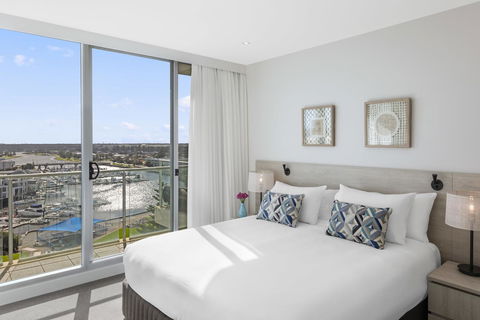 Oaks Glenelg Liberty Suites - Australia Accommodation 34