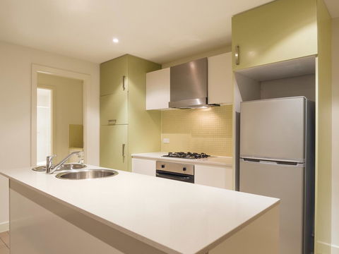 Oaks Glenelg Liberty Suites - Australia Accommodation 21