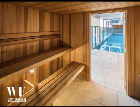 Resort Style Luxury City Apartment + Free Car Parking - Australia Accommodation 15