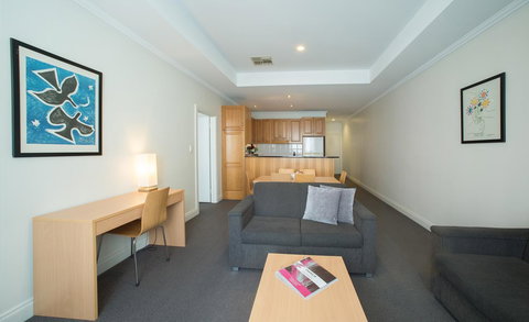 Franklin Apartments - Australia Accommodation 16