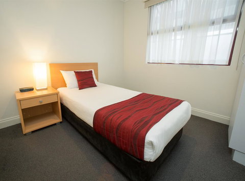 Franklin Apartments - Australia Accommodation 9