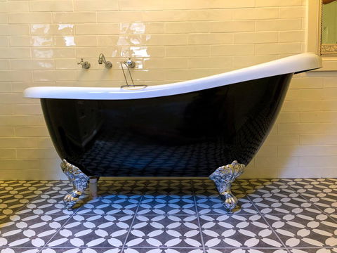 Inglenook Cottage - Australia Accommodation 4