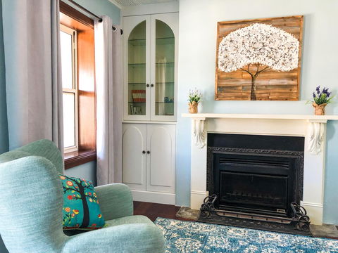 Inglenook Cottage - Australia Accommodation 2