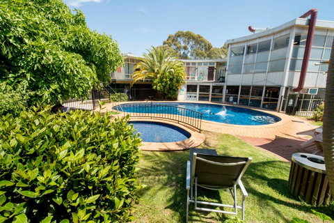 Jacksons Motor Inn - Australia Accommodation 2