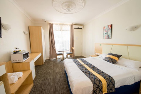 Jacksons Motor Inn - Australia Accommodation 30