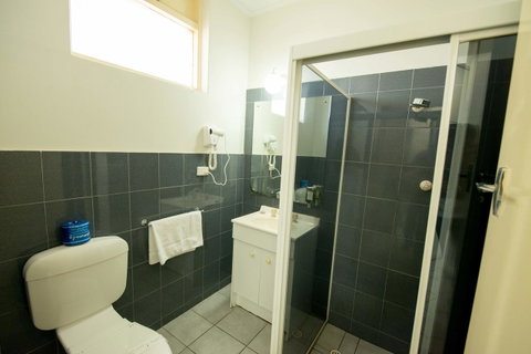 Jacksons Motor Inn - Australia Accommodation 27