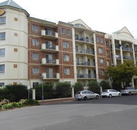 Adelaide City Apartment - 3br 2bath  Carpark - Australia Accommodation