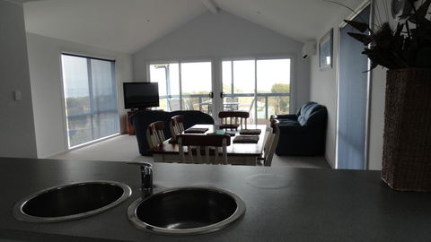 Kangaroo Island Bayview Villas - Australia Accommodation 1