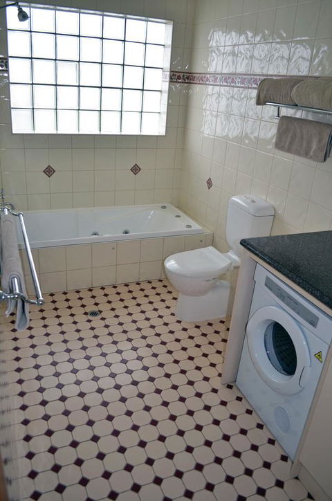 Arkana Motor Inn & Terrace Apartments - Australia Accommodation 32