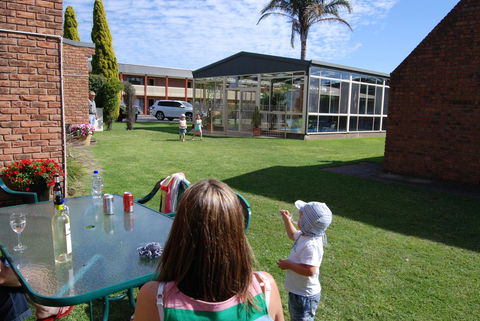 Arkana Motor Inn & Terrace Apartments - Australia Accommodation 25