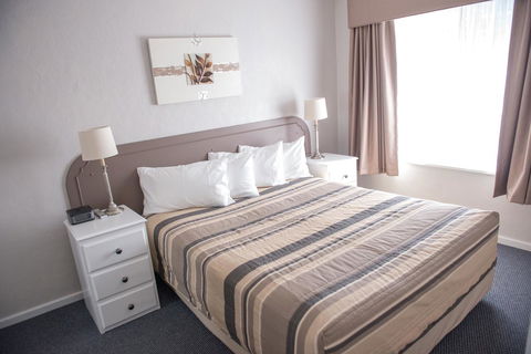 Arkana Motor Inn & Terrace Apartments - Australia Accommodation 20