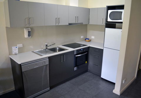Arkana Motor Inn & Terrace Apartments - Australia Accommodation 30