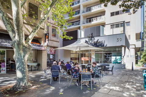 York Apartments On Grenfell - Australia Accommodation 16