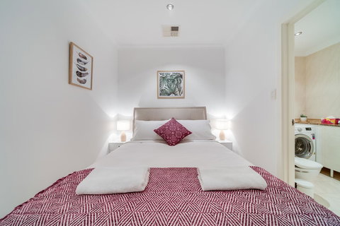 York Apartments On Grenfell - Australia Accommodation 10