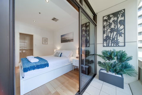 York Apartments On Grenfell - Australia Accommodation 5