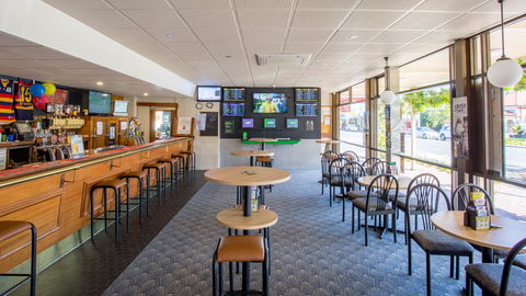 Bay Motel Hotel - Australia Accommodation 13
