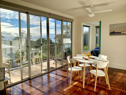 Sunrise On Falie Seaview Eco Accommodation - Australia Accommodation 5