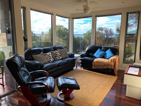 Sunrise On Falie Seaview Eco Accommodation - Australia Accommodation 16