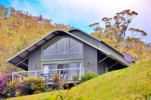 SkyView Villa - Australia Accommodation 1
