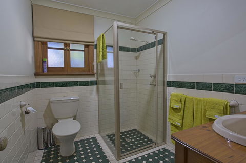 Tanunda Cottages - Australia Accommodation 6