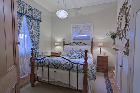 Tanunda Cottages - Australia Accommodation 19