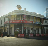 Commercial Hotel Morgan - Australia Accommodation