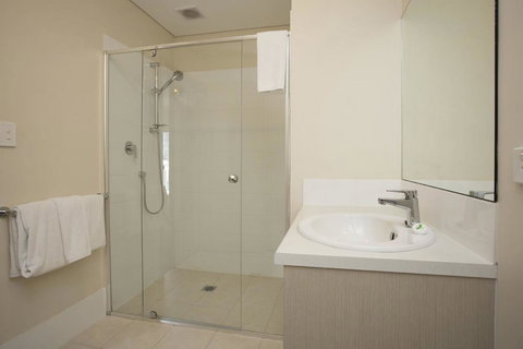 Hume Serviced Apartments - Australia Accommodation 20