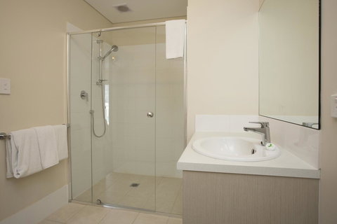 Hume Serviced Apartments - Australia Accommodation 8