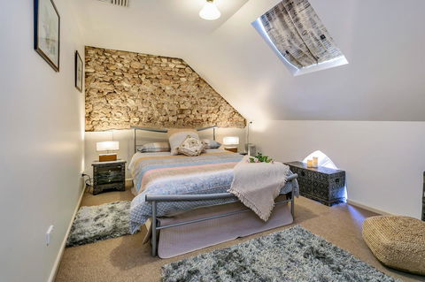 \'THE CHURCH\' Guest Home, Gawler Barossa Region - Australia Accommodation 9