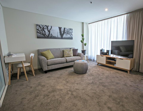 Adelaide DressCircle Apartments - North Terrace - Australia Accommodation 23