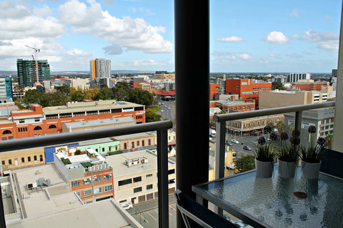 Adelaide DressCircle Apartments - North Terrace - Australia Accommodation 36