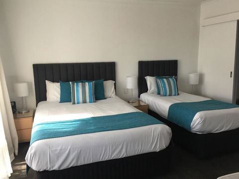 Ensenada Motor Inn And Suites - Australia Accommodation 7