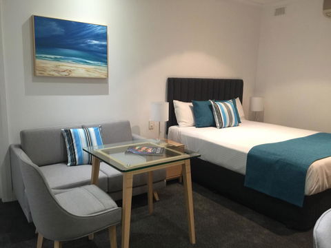 Ensenada Motor Inn And Suites - Australia Accommodation 14