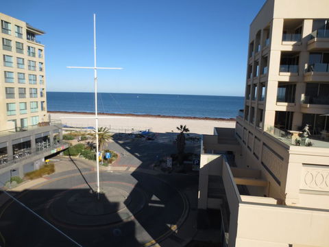 Lights Landing Apartments - Australia Accommodation 15