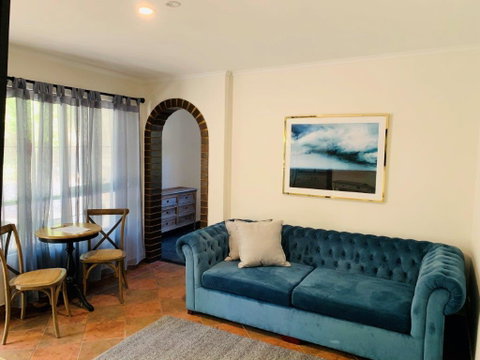 The Manor Basket Range - Australia Accommodation 12