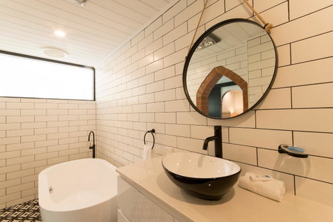 The Manor Basket Range - Australia Accommodation 2
