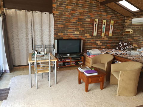 Three Linden - Australia Accommodation 2