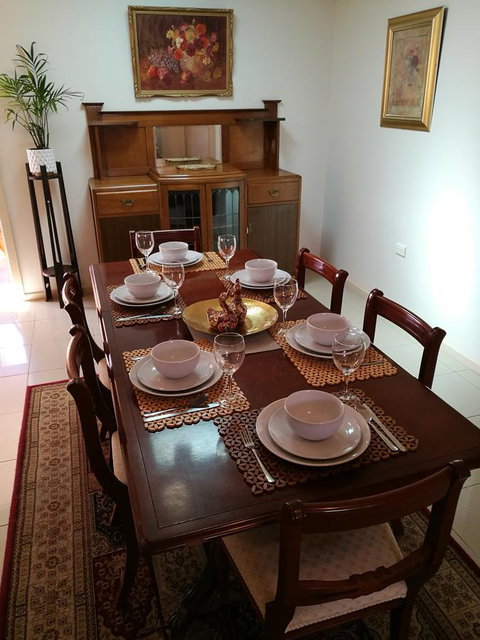 Hilda Anna's - Australia Accommodation 40