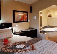 Romantic Getaways at Riverview Rise Retreats - Australia Accommodation