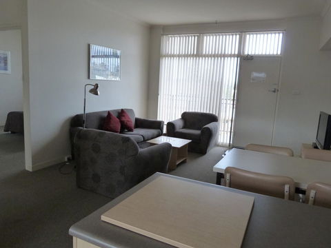 Glenelg Holiday Apartments - Corfu - Australia Accommodation 6