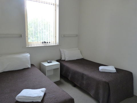Glenelg Holiday Apartments - Corfu - Australia Accommodation 11