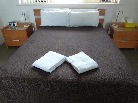 Glenelg Holiday Apartments - Corfu - Australia Accommodation 12