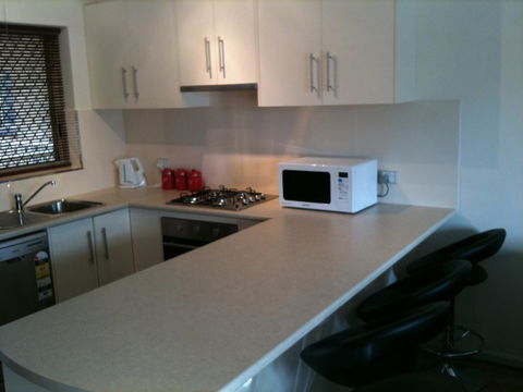 Adelaide - Semaphore Beach Front - Australia Accommodation 11