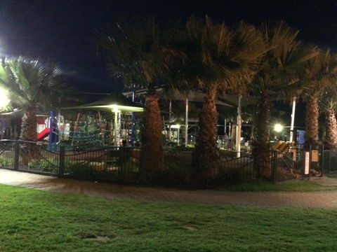 Adelaide - Semaphore Beach Front - Australia Accommodation 28