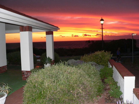 Brighton Beach House - Australia Accommodation 2