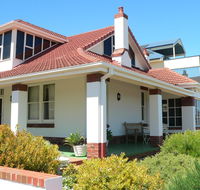 Brighton Beach House - Australia Accommodation