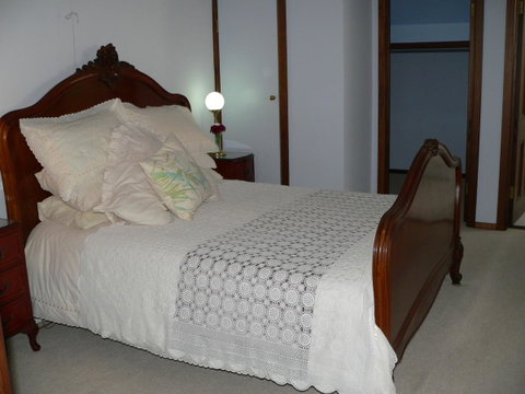 Brighton Beach House - Australia Accommodation 7
