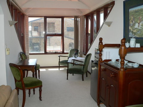 Brighton Beach House - Australia Accommodation 3
