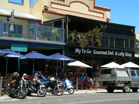 Brighton Beach House - Australia Accommodation 15