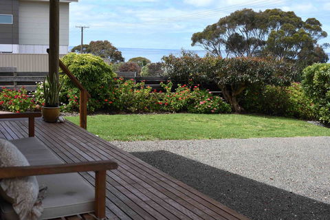 Admirals Inn - Australia Accommodation 24